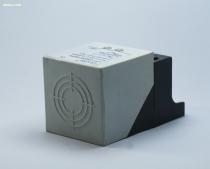 35mm檢測距離方形接近開關Q4035 替代P+F NRN35-L3-A2-V1的優(yōu)質選擇